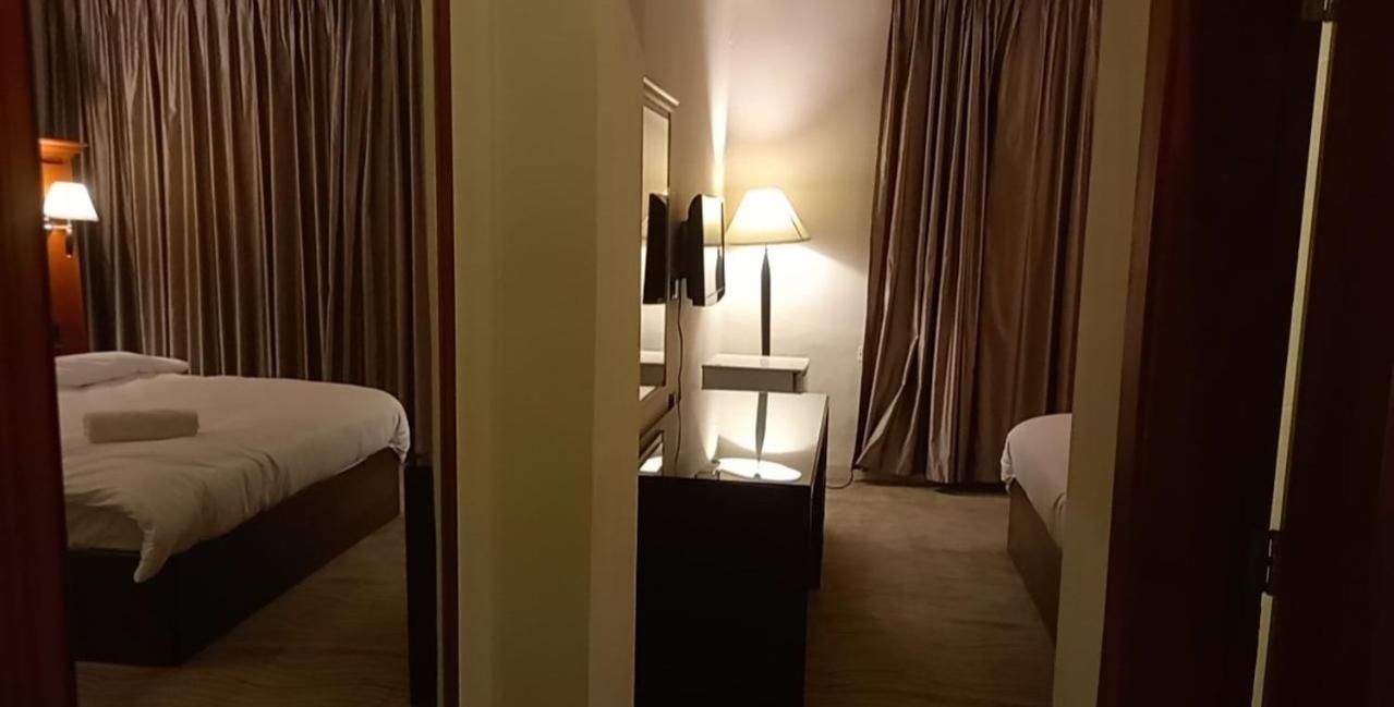 P.A.S.H.A Boutique Hotel Аман Екстериор снимка